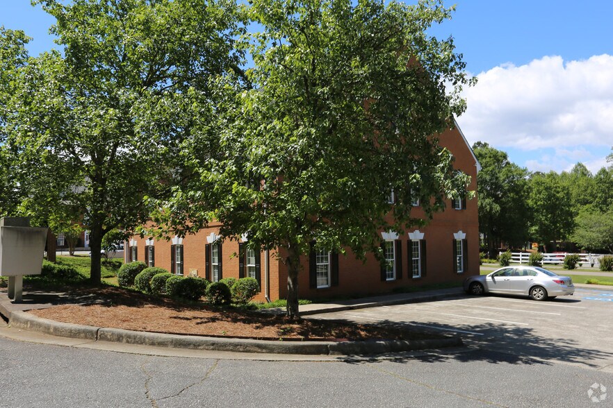 103 Springfield Center Dr, Woodstock, GA à louer - Photo principale - Image 3 de 27