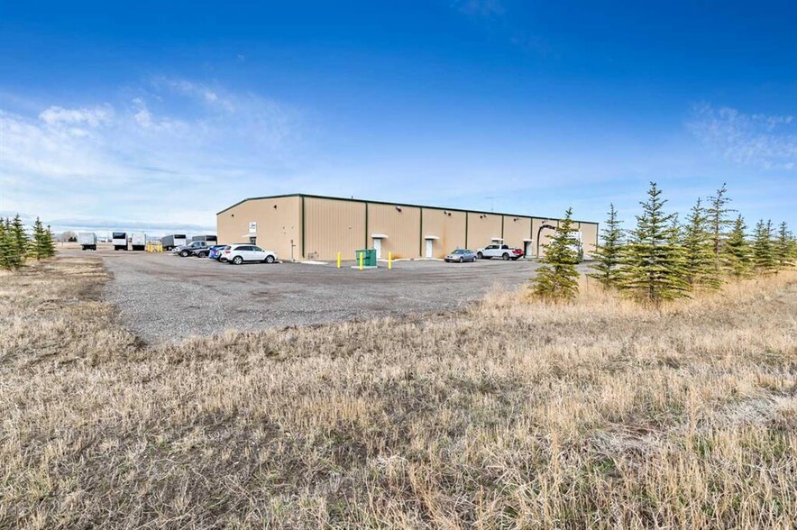 96186 434 Ave E, Aldersyde, AB for sale - Building Photo - Image 2 of 13