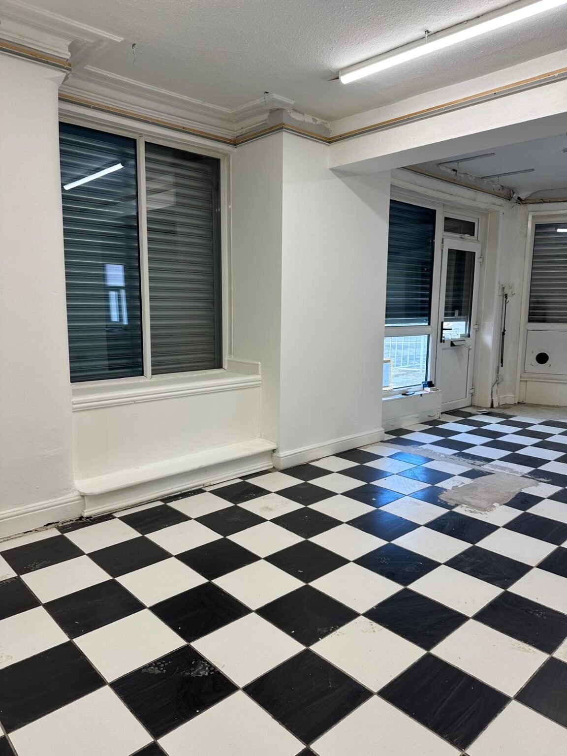 1-3 Highfield Rd, Leeds for lease Interior Photo- Image 1 of 7