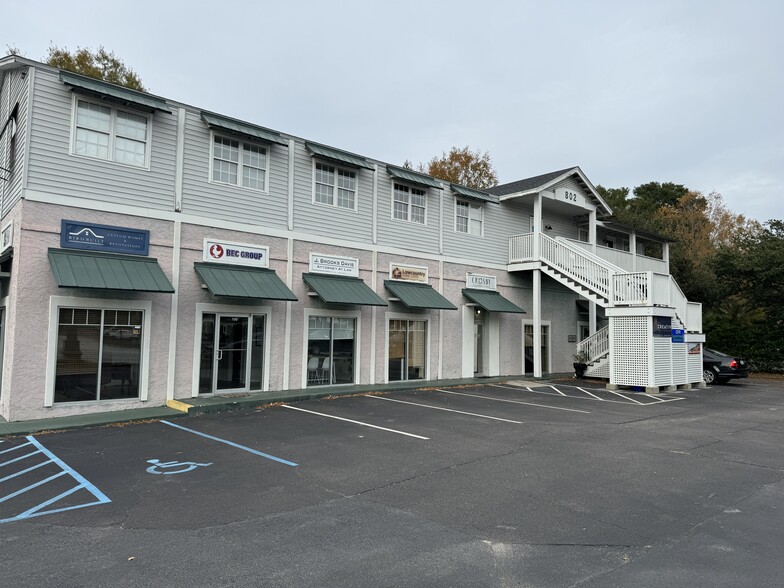 802 Coleman Blvd, Mount Pleasant, SC for lease - Building Photo - Image 1 of 5