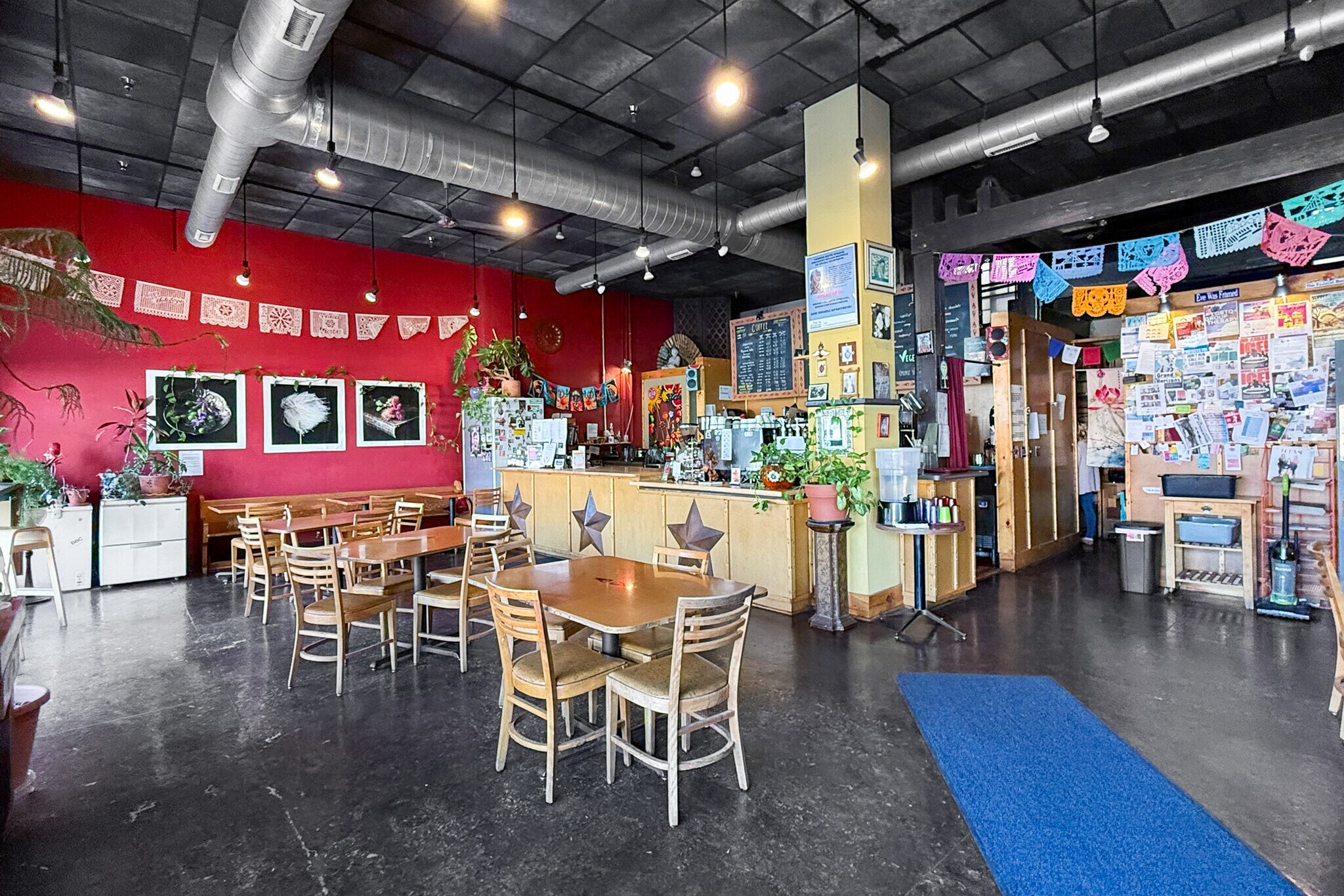 1305 Locust St, Des Moines, IA for lease Interior Photo- Image 1 of 3