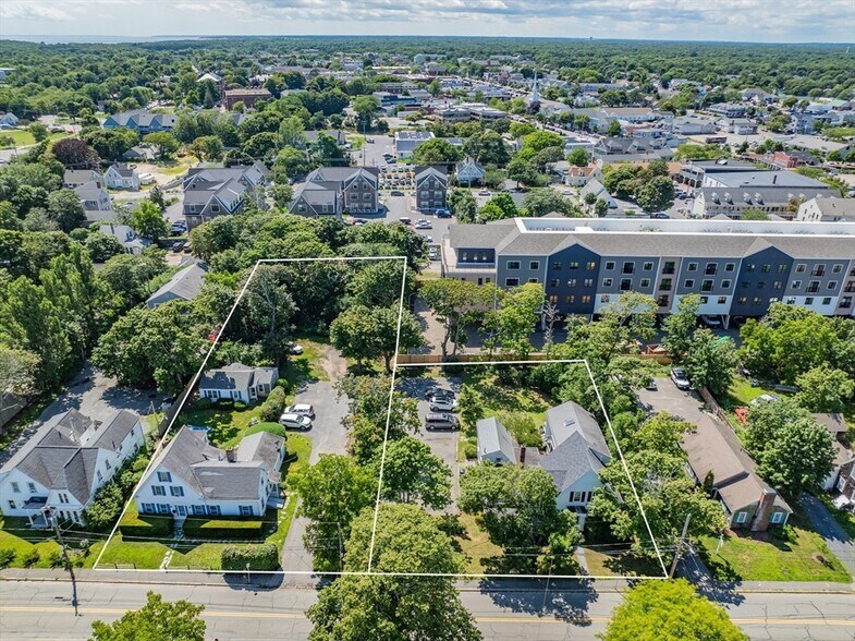 37 School St, Hyannis, MA à vendre - Photo du bâtiment - Image 3 de 40