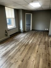 235-239 4th Ave, Pittsburgh, PA for lease Building Photo- Image 1 of 6