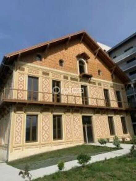 Bureau dans Lormont à vendre - Photo du bâtiment - Image 3 de 12