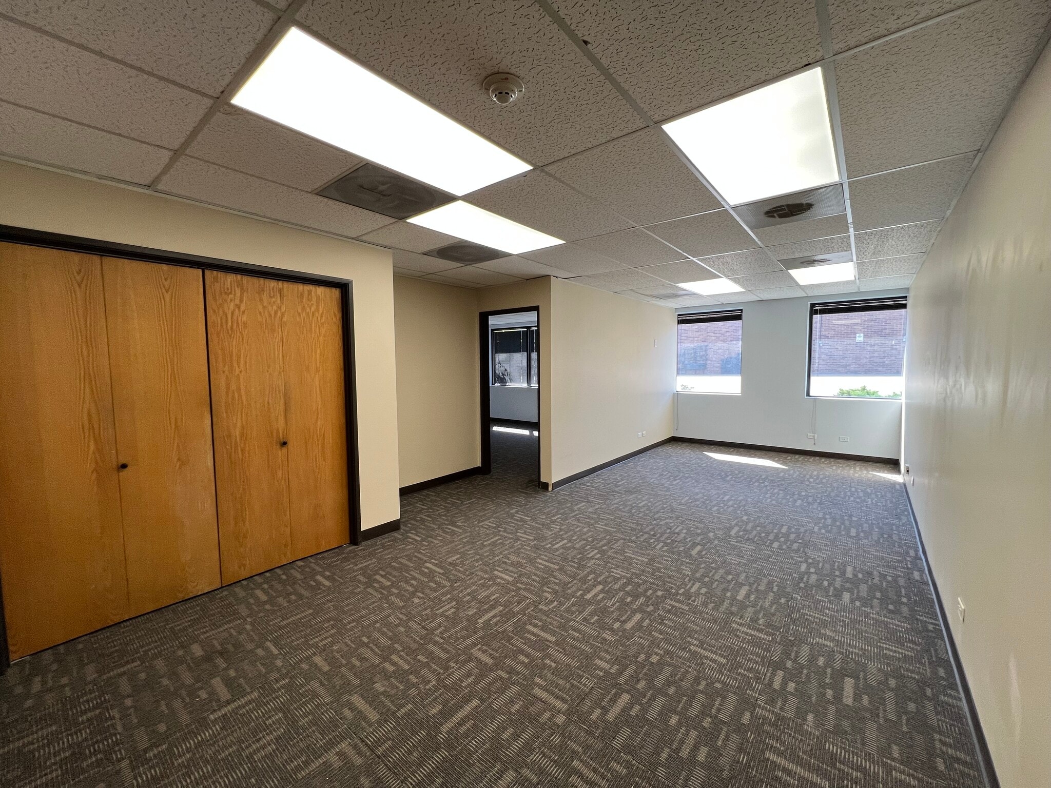 8210-8236 S Holly St, Centennial, CO for lease Interior Photo- Image 1 of 6