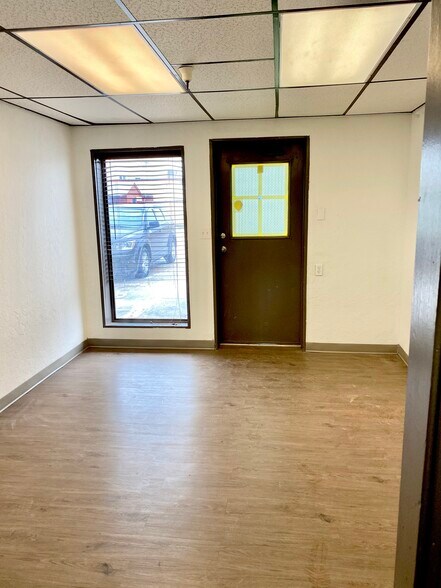 400 Maxi Ct, Yukon, OK à louer - Photo intérieure - Image 3 de 7