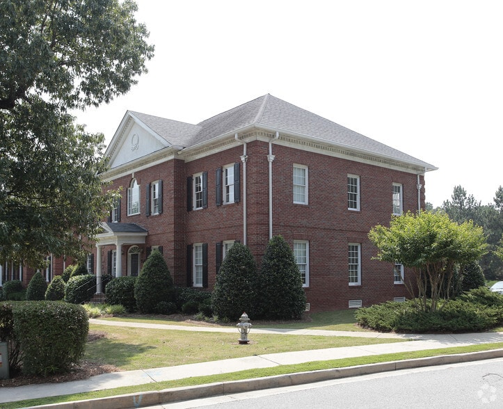 795 E Lanier Ave, Fayetteville, GA à louer - Photo du bâtiment - Image 2 de 8