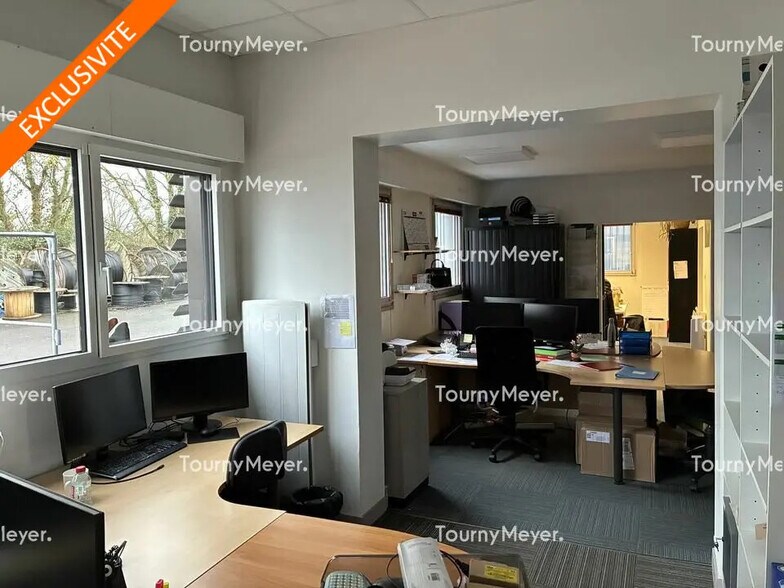 Flex in Noyal-Châtillon-sur-Seiche for lease - Building Photo - Image 2 of 5