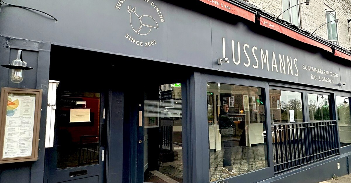 2 Highgate High St, London for lease Primary Photo- Image 1 of 2