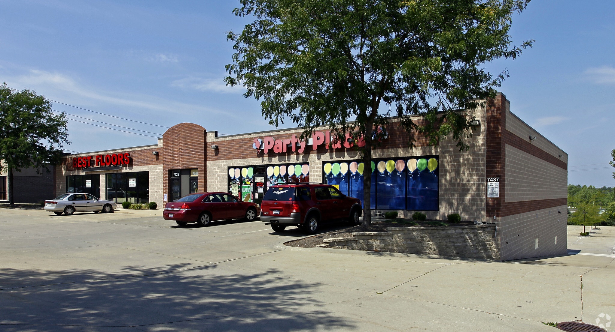 7435-7441 Mentor Ave, Mentor, OH for lease Primary Photo- Image 1 of 3