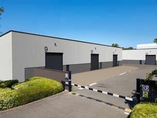 Plus de détails pour Dawson Rd, Milton Keynes - Industriel à louer