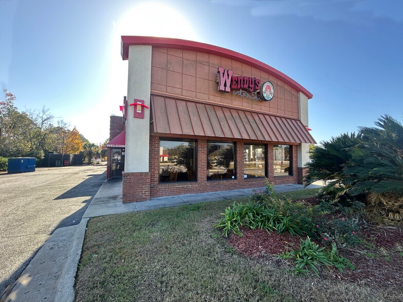 164 Altama Connector, Brunswick, GA for lease - Primary Photo - Image 1 of 4
