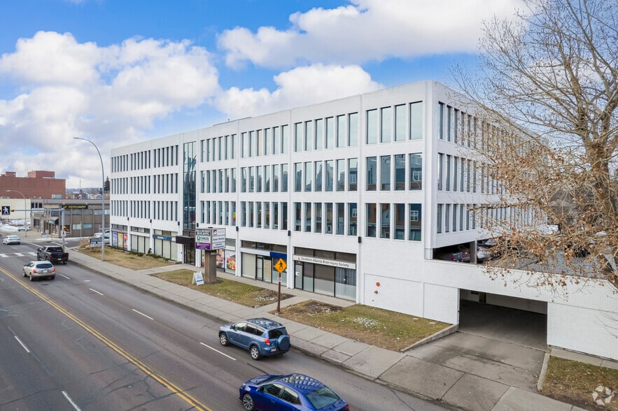 301 14th St NW, Calgary, AB for lease - Building Photo - Image 1 of 7