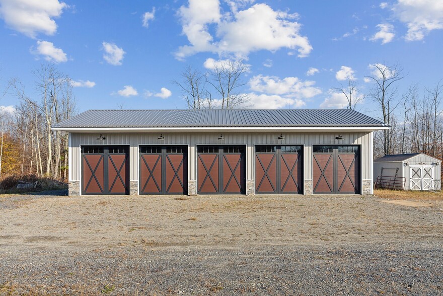 78 Hussey Hill Rd, Oakland, ME for sale - Building Photo - Image 3 of 14