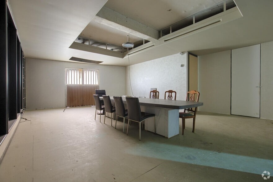 Industrial in Leganés, Madrid for sale - Building Photo - Image 2 of 6