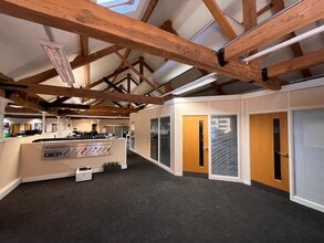 Wetmore Rd, Burton On Trent à louer Photo intérieure- Image 2 de 3