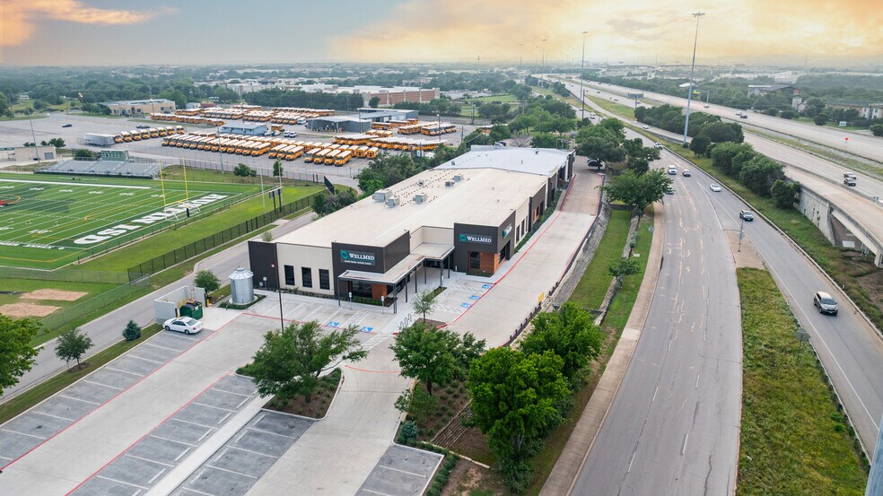 4715 S Lamar Blvd, Sunset Valley, TX à louer - Photo du bâtiment - Image 3 de 7