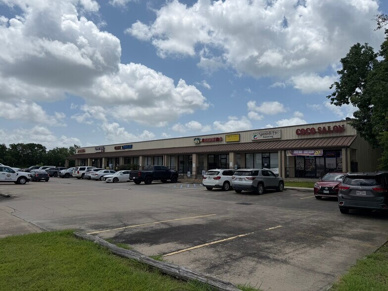 4310 Bailey Rd, Pearland, TX à louer - Photo du bâtiment - Image 3 de 3