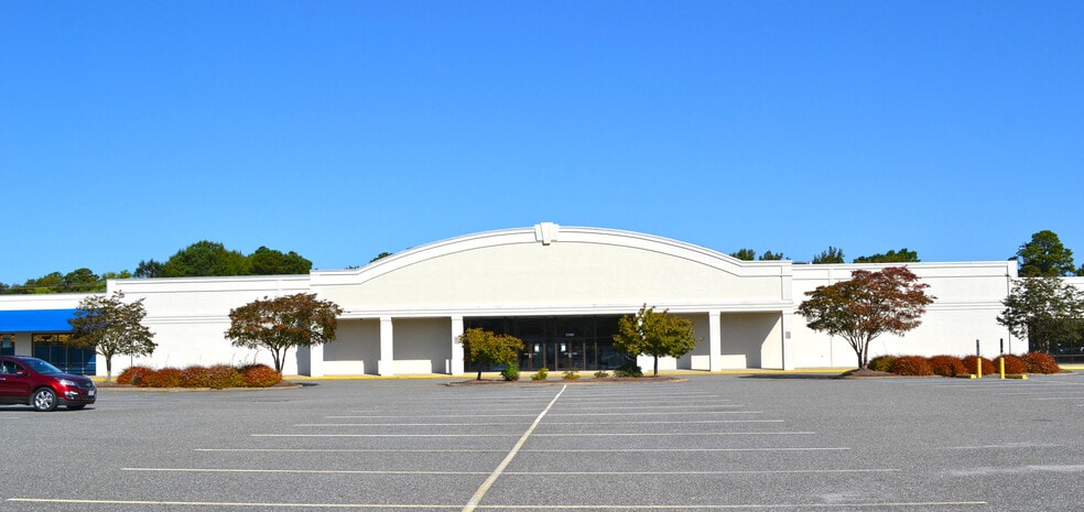 2292 York River Crossing, Gloucester, VA for lease - Building Photo - Image 3 of 6
