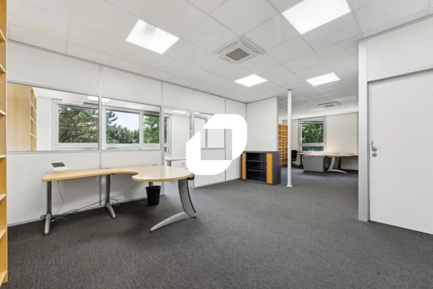 Flex dans Émerainville à louer - Photo intérieure - Image 3 de 8