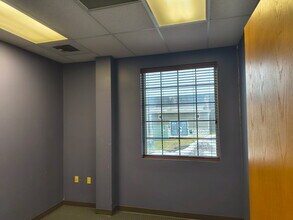 120 Limestone St, Maysville, KY for lease Interior Photo- Image 2 of 3