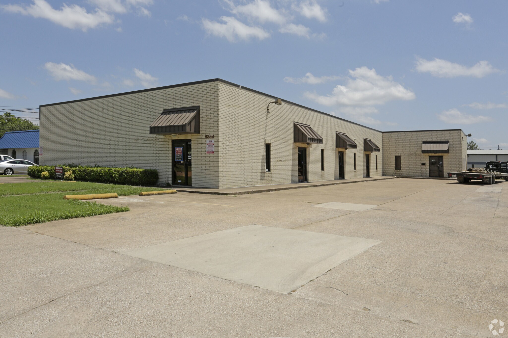 8358 Moberly Ln, Dallas, TX à vendre Photo principale- Image 1 de 1