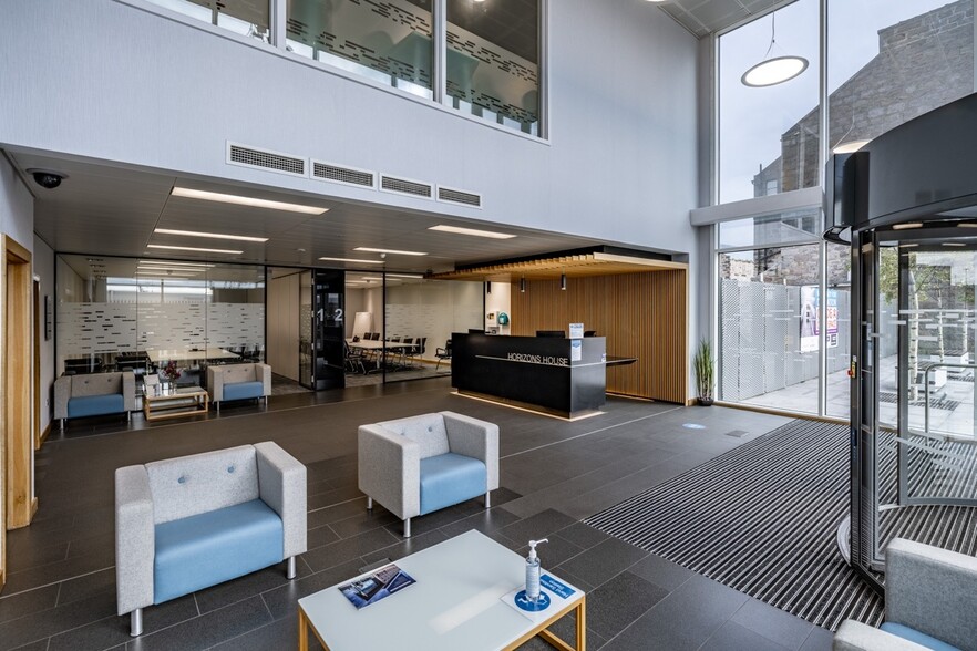 81-83 Waterloo Quay, Aberdeen for lease - Building Photo - Image 3 of 9