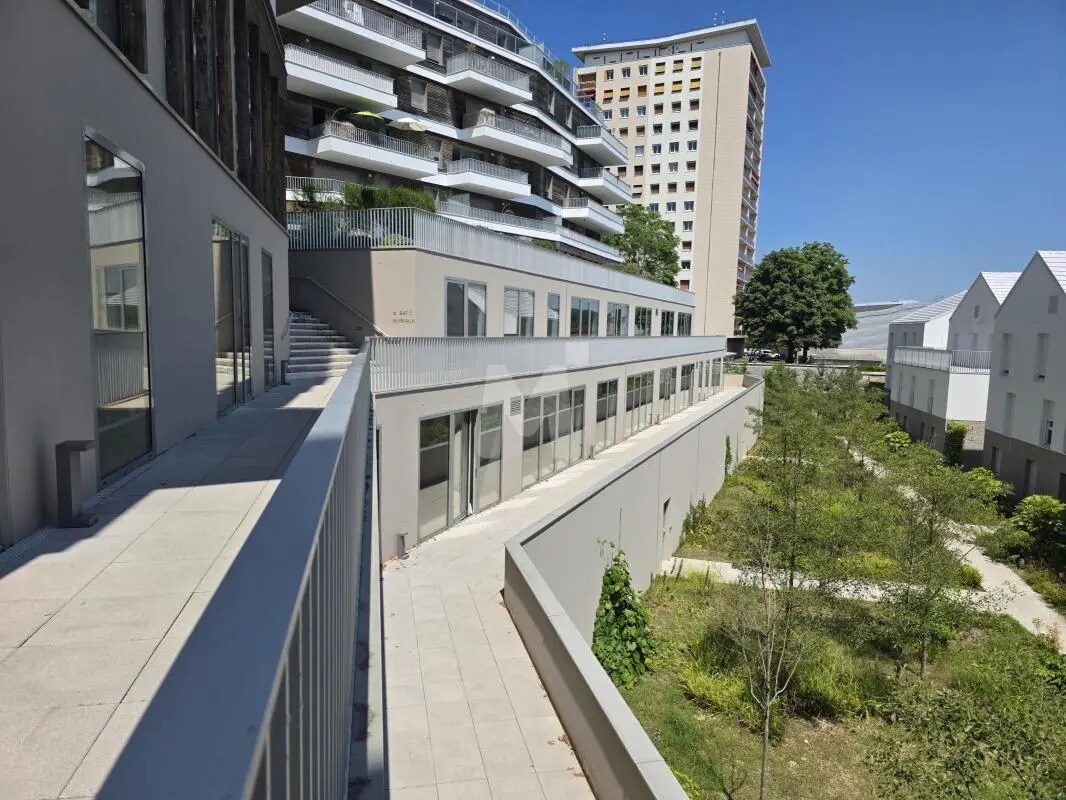 Office in Avon for sale Building Photo- Image 1 of 15