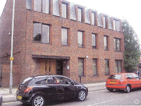 53 Station Rd, Egham for lease Primary Photo- Image 1 of 2