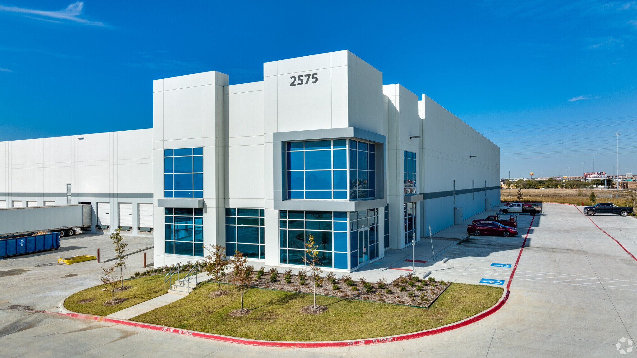 2575 Downing Dr, Fort Worth, TX for lease Building Photo- Image 1 of 3