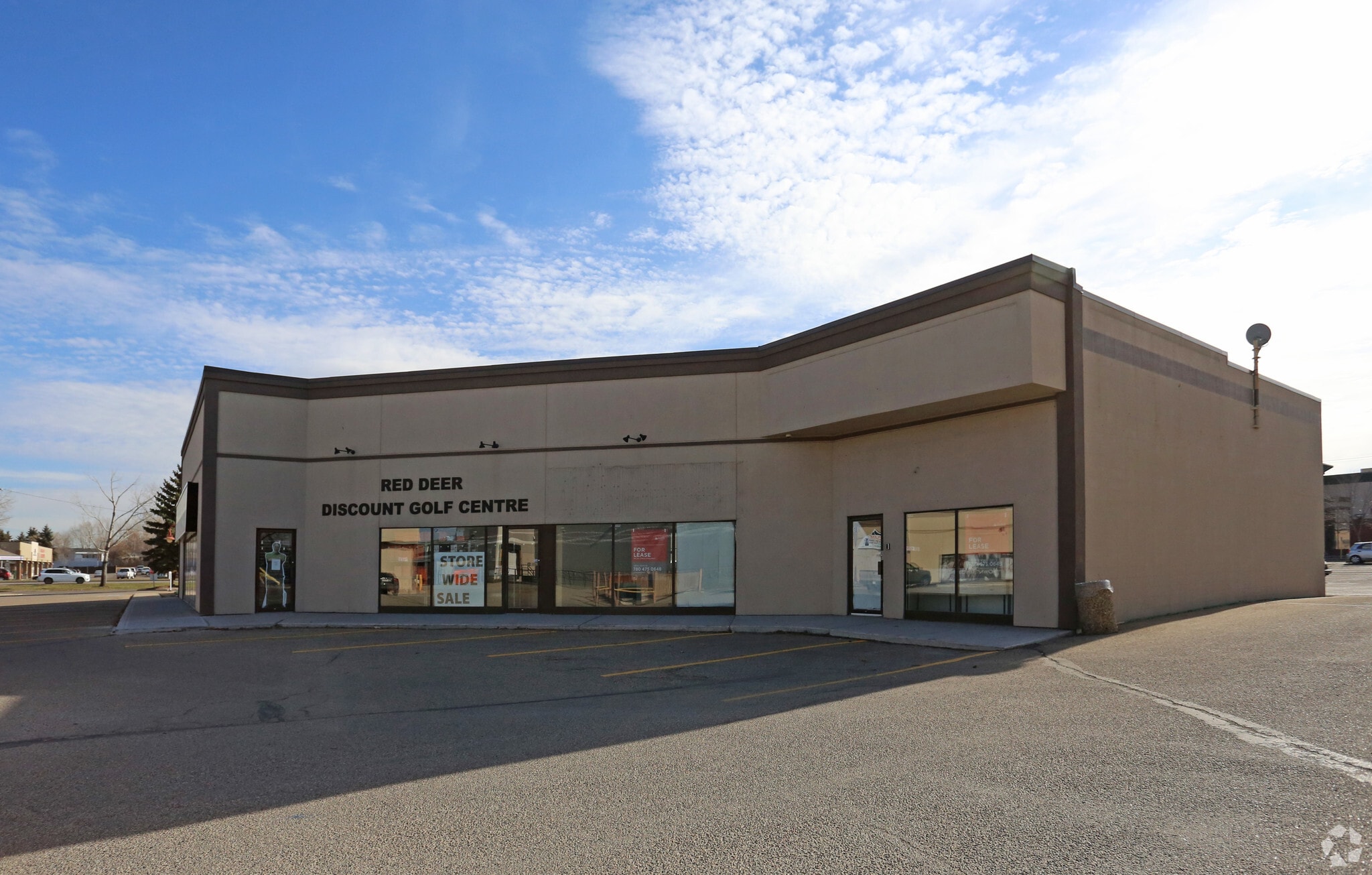 2250 50 Ave, Red Deer, AB for sale Primary Photo- Image 1 of 1