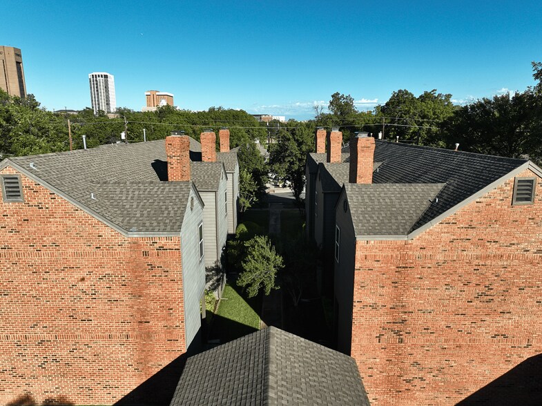 1101 N Locust St, Denton, TX à vendre - Aérien - Image 3 de 33