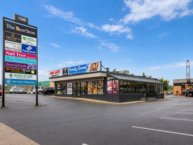 Plus de détails pour 640-650 King St E, Oshawa, ON - Bureau à louer