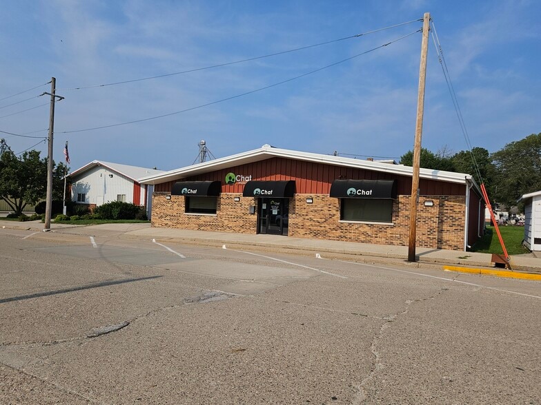 402 Howland St, Emerson, IA for sale - Building Photo - Image 2 of 16