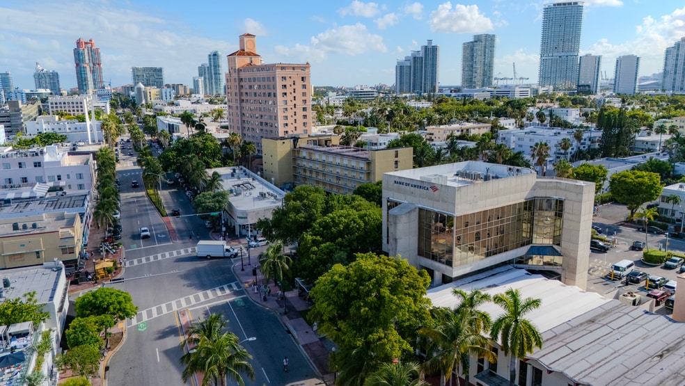 930 Washington Ave, Miami Beach, FL for lease - Building Photo - Image 3 of 26
