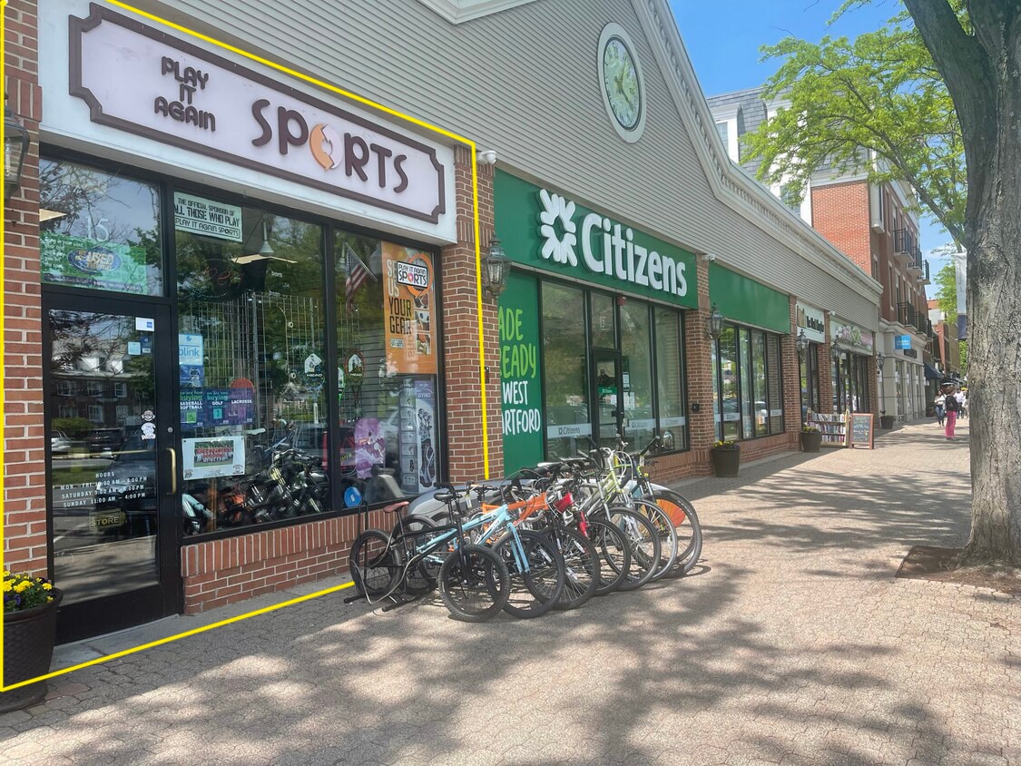 15 S Main St, West Hartford, CT for lease Building Photo- Image 1 of 16