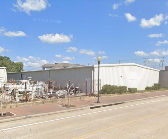 1036 Calder Ave, Beaumont, TX for sale - Building Photo - Image 3 of 5
