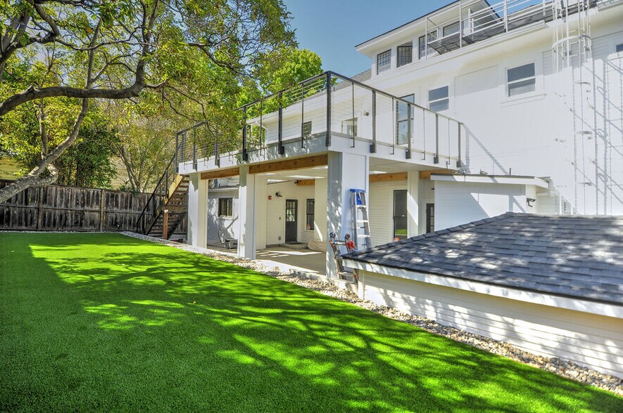 1700 Osos St, San Luis Obispo, CA à vendre - Photo du bâtiment - Image 2 de 46