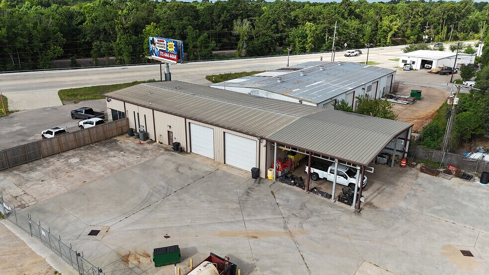 1300 FM 2854 Rd, Conroe, TX à louer - Photo du bâtiment - Image 2 de 6