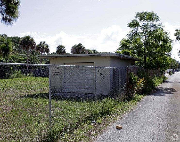 3901 Hopkins Ave, Titusville, FL for sale - Building Photo - Image 1 of 5