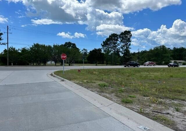 1001 Mabel Rawlinson Dr, Holly Ridge, NC à vendre Photo principale- Image 1 de 5