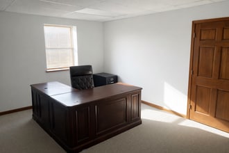 102 E Main St, Warrenton, MO à louer Photo intérieure- Image 2 de 2