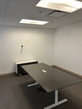 1900 Spring Rd, Oak Brook, IL for lease Interior Photo- Image 1 of 8