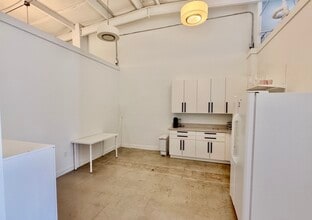 500 Bishop St, Atlanta, GA for lease Interior Photo- Image 2 of 14