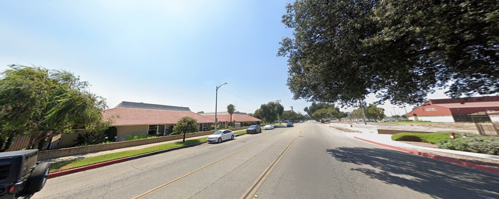 1330 San Bernardino Rd, Upland, CA à louer - Photo du bâtiment - Image 3 de 3
