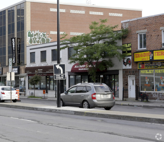 8559-8567 Boul Saint-Laurent, Montréal, QC à louer - Photo principale - Image 1 de 2