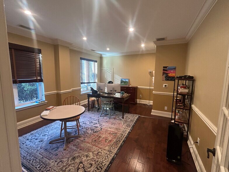 137 Commons Ct, Chadds Ford, PA à vendre - Photo du bâtiment - Image 2 de 3