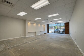 Greenwood Hwy, Clinton, SC for lease Interior Photo- Image 2 of 3