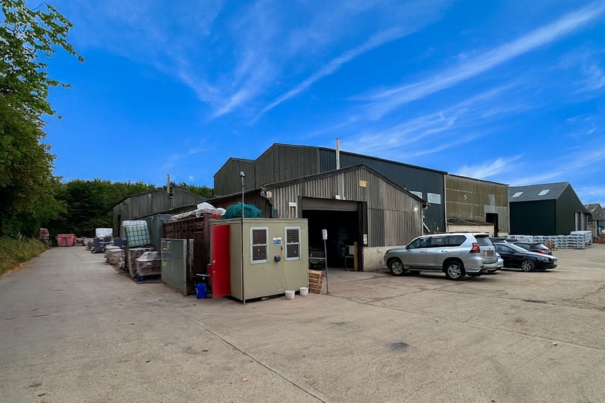 Howe Rd, Watlington for lease - Building Photo - Image 2 of 4