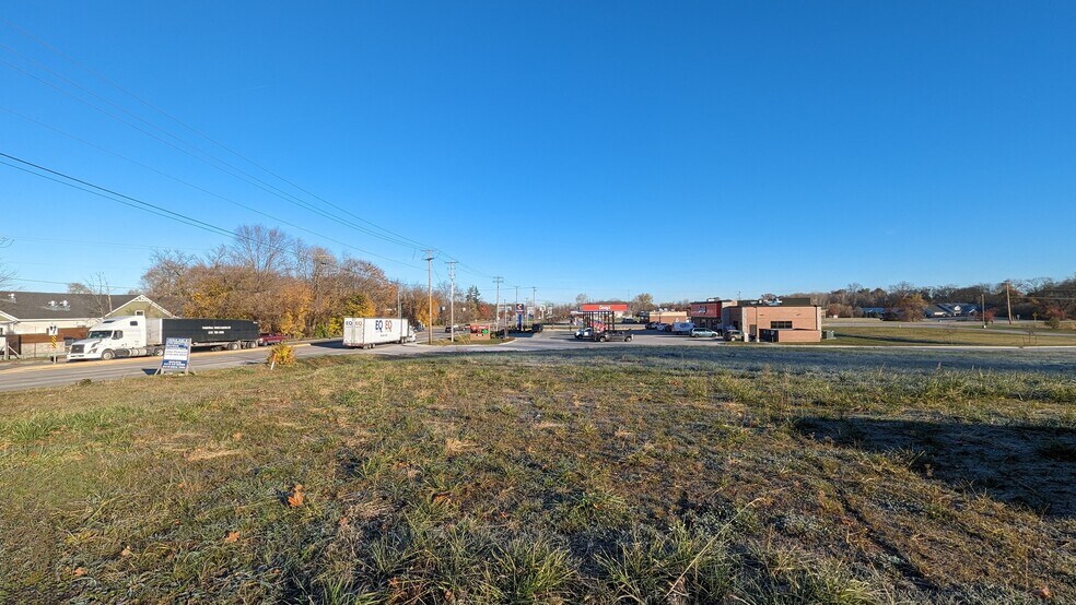 2.3 Acres SR 19, Elkhart, IN à vendre - Photo du b timent - Image 3 de 10